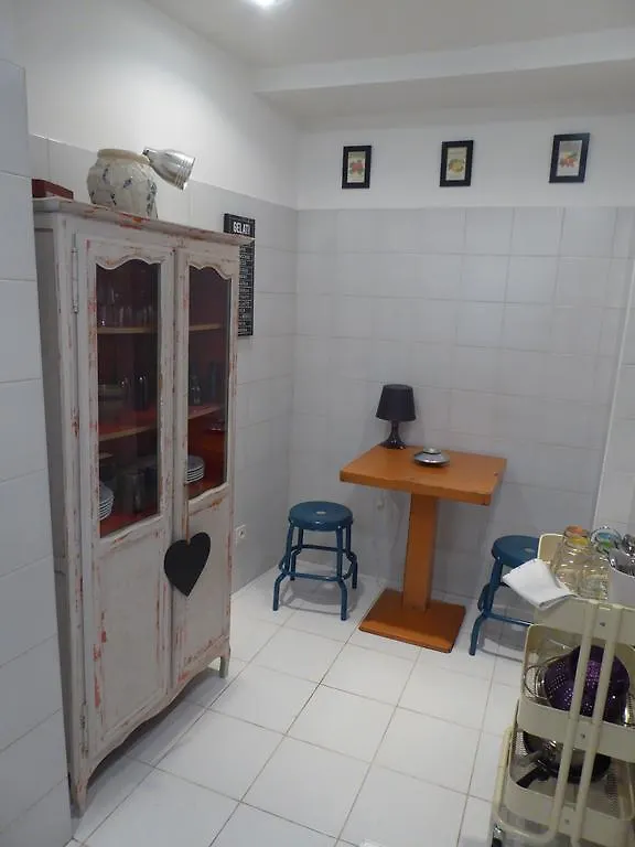 Le Planet 52 Apartment L'Isle-sur-la-Sorgue France