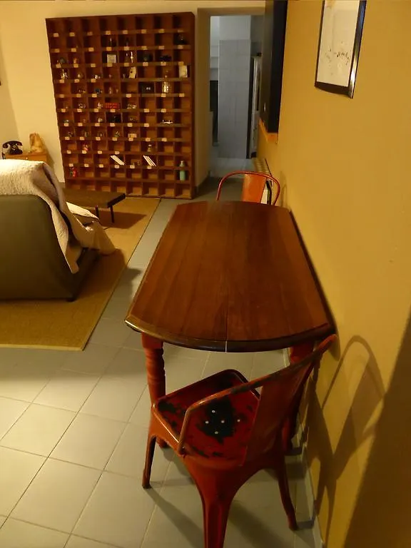 Le Planet 52 Apartment L'Isle-sur-la-Sorgue 0*,  France