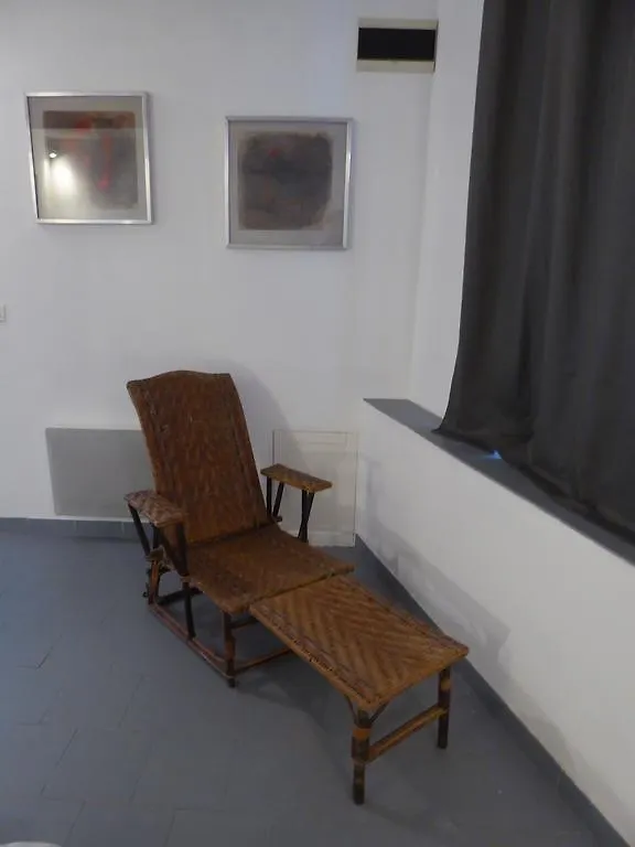 Le Planet 52 Apartment L'Isle-sur-la-Sorgue
